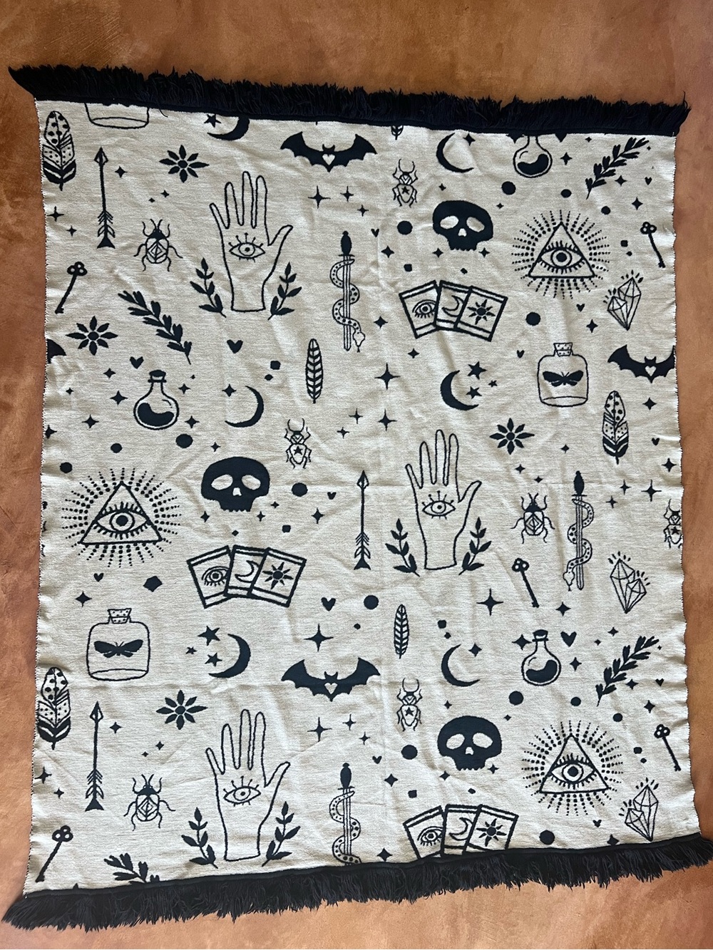 Docofil White Halloween Celestial Occult Throw Blanket